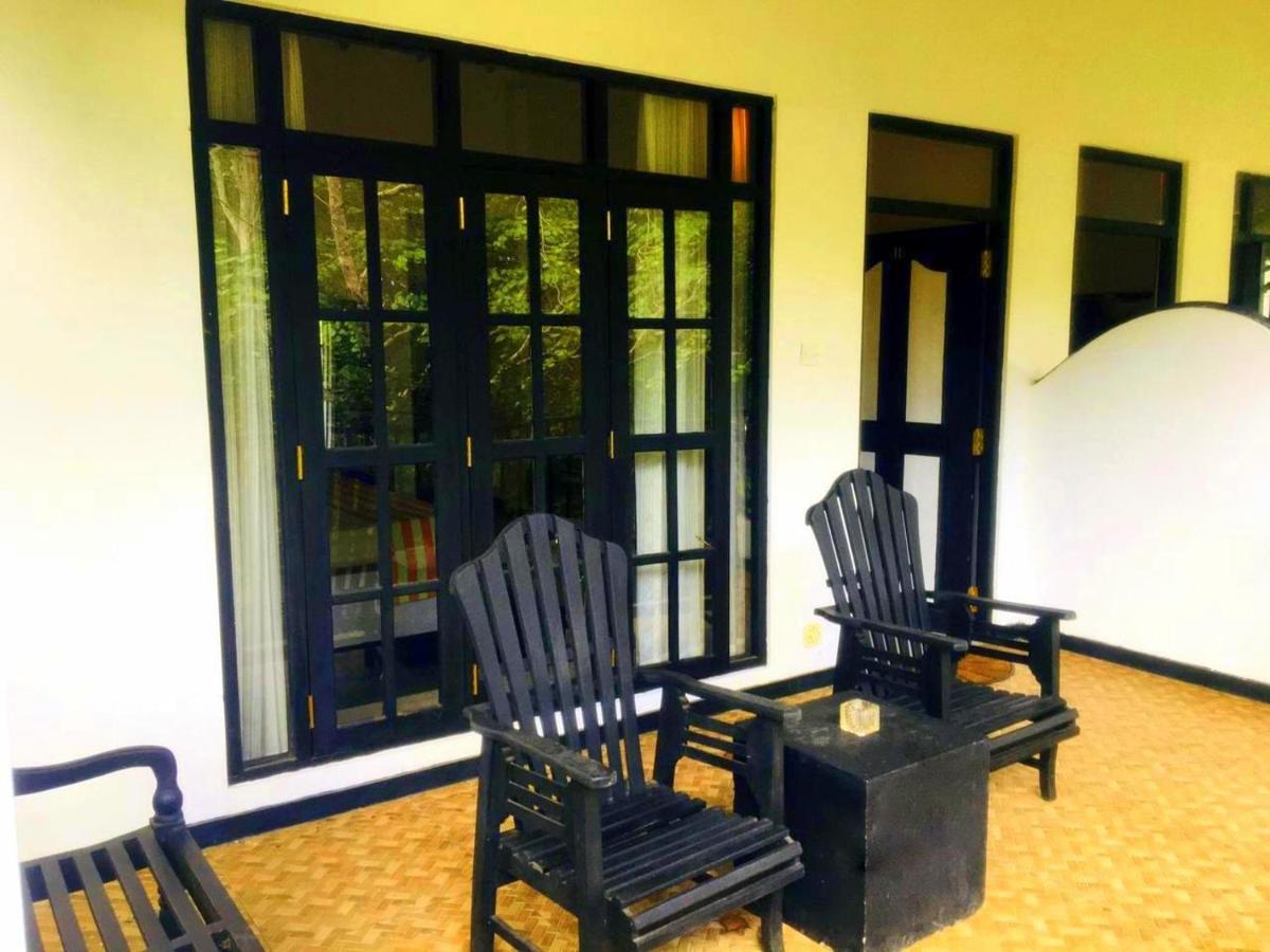 Flower Garden Eco Village Sigiriya Luaran gambar